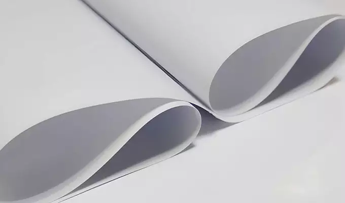 Hangi Baskı Malzemesi Nerede Kullanılmalı? Folyo, Branda, Kağıt Seçimi Rehberi